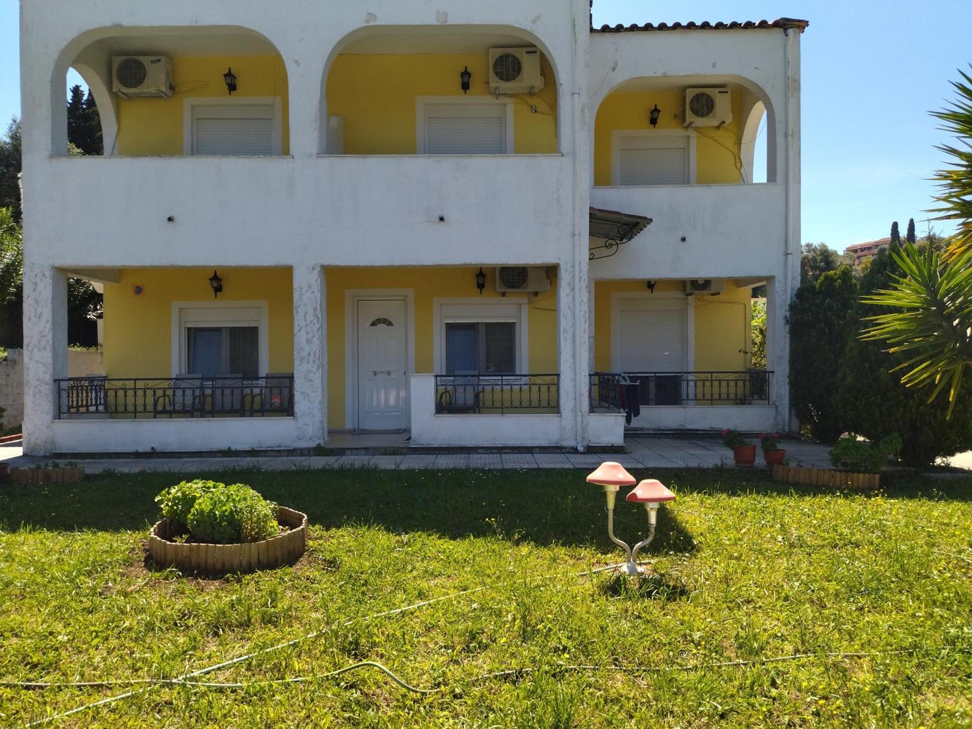 Digkas Apartments Kato Korakiana Екстер'єр фото